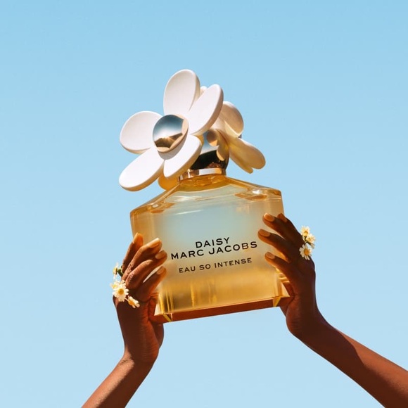 Marc Jacobs | Marc Jacobs Daisy Intense - Picture 4 of 4